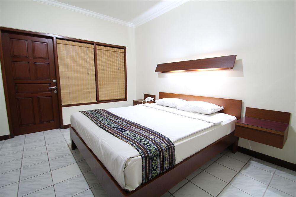 Paradiso Beach Inn Kuta Lombok Zewnętrze zdjęcie