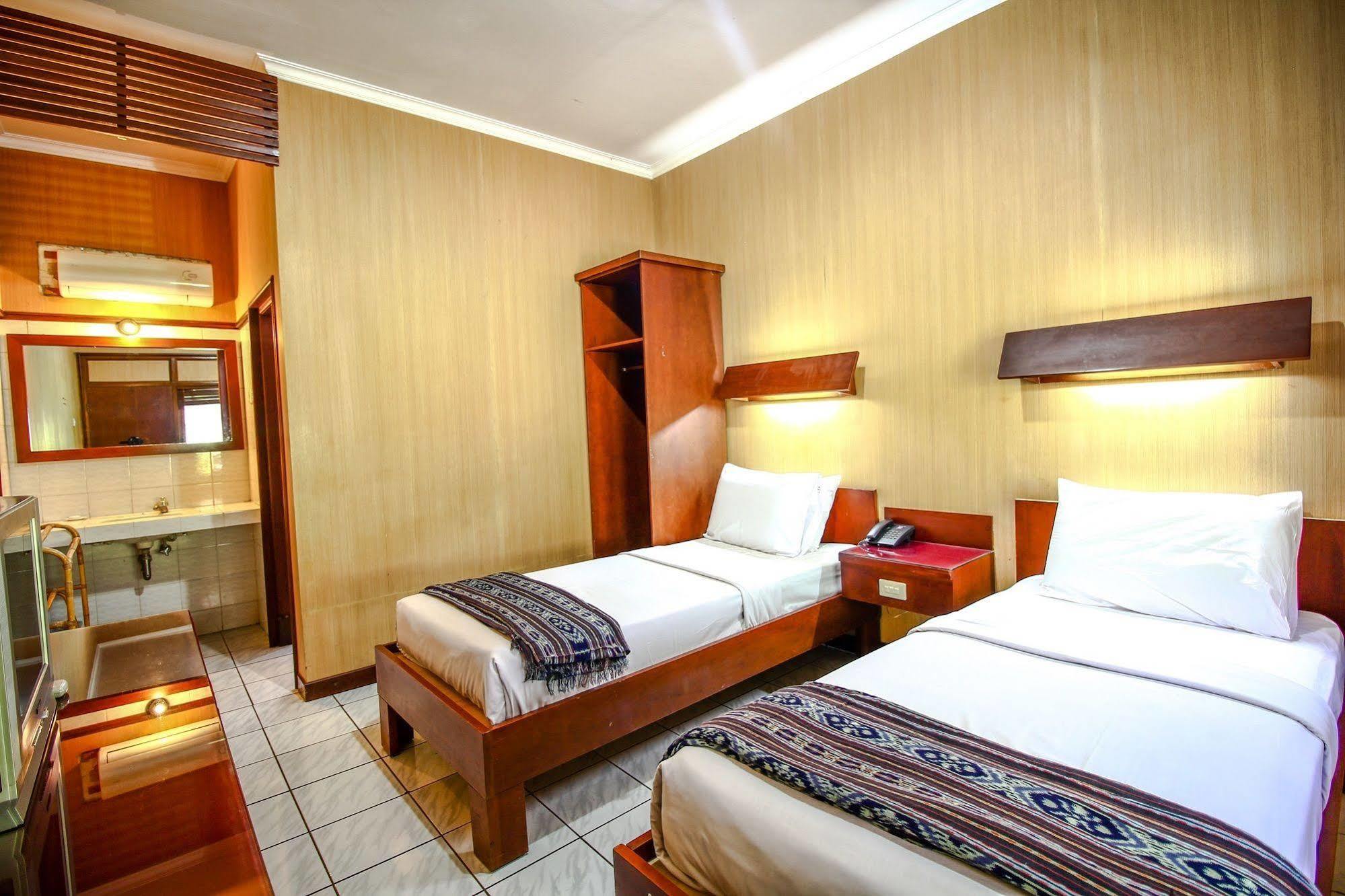 Paradiso Beach Inn Kuta Lombok Zewnętrze zdjęcie